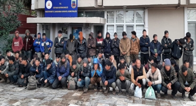 59 Düzensiz Göçmen Yakalandı