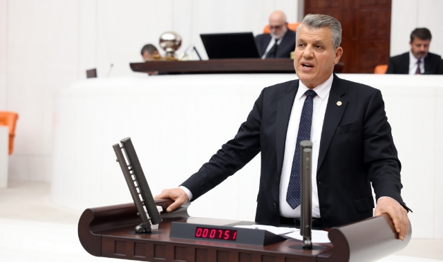 Ayhan Barut:"Asgari Ücret 1047 Lira Eridi"