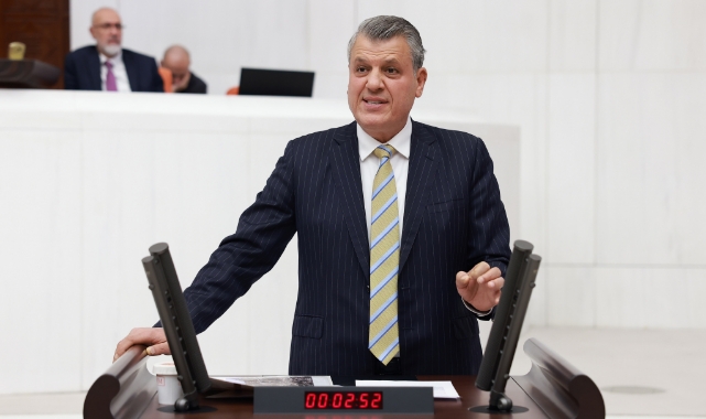 Ayhan Barut'tan Bakan Nebati'ye Sert Yanıt:"Tok Açın Halinden Ne Anlar?"