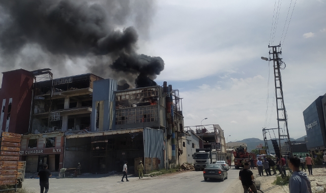 Boya Atölyesinde Korkutan Yangın