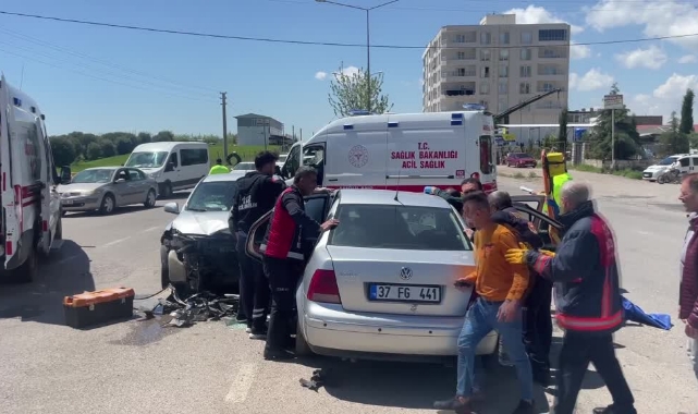 Feci Kaza: 2 Yaralı