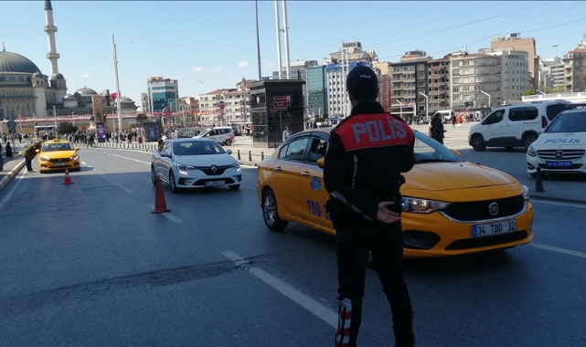 ''Huzur İstanbul'' Uygulamasında 322 Gözaltı