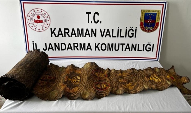 İbranice Yazılı Piton Yılan Derisi Ele Geçirildi