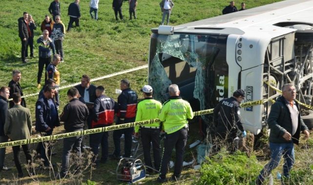 İşçi Minibüsü Devrildi