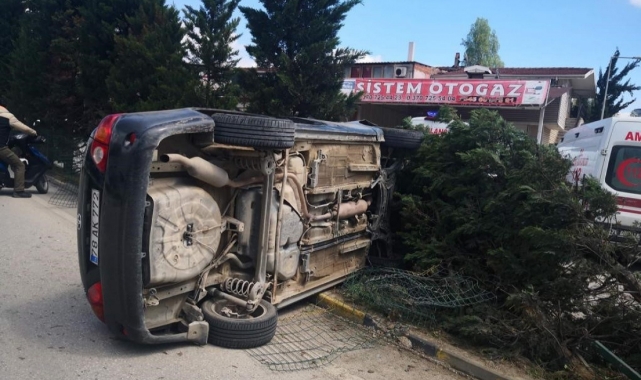 Kavşakta Feci Kaza