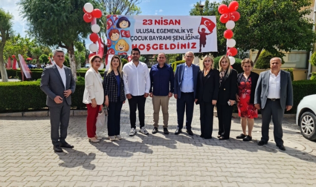 MHP’li Yusuf Kanlı Ve Adaylardan Miniklere Bayram Sürprizi!