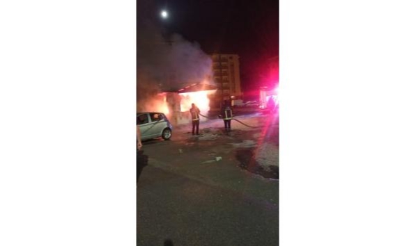 Otoparkta Korkutan Yangın