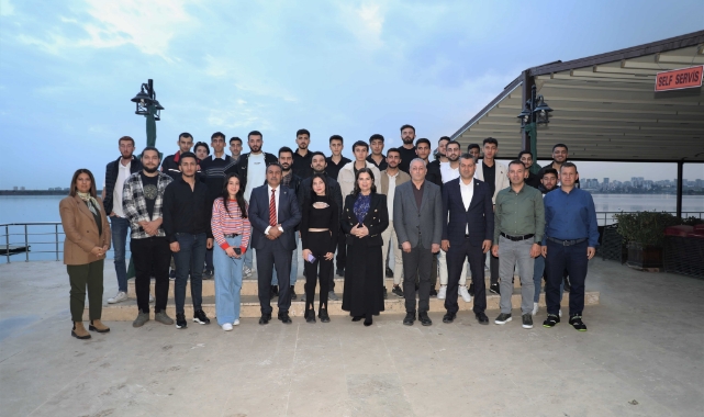 Rektör Tuncel, Gönüllü Öğrenci ve Öğretim Elemanlarına Teşekkür Etti