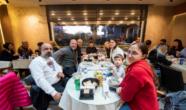 Yöresel Lezzetlerin Adresi  ADANA YER SOFRASI