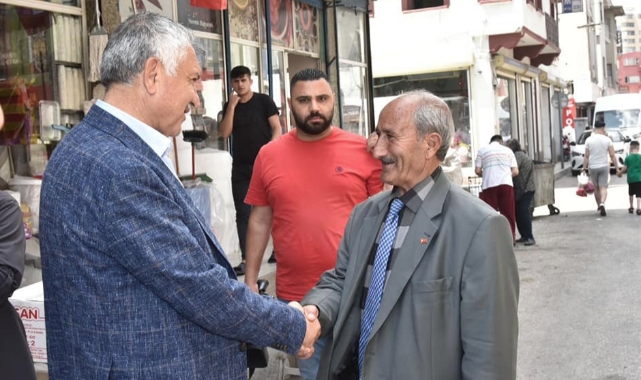 Başkan Karalar, Gece Gündüz Demeden Halkla Buluşuyor