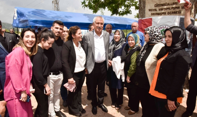 Başkan Karalar, Kozan, Sarıçam ve Yüreğir’de Halkla Buluştu