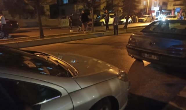 Cadde Ortasında Kavga