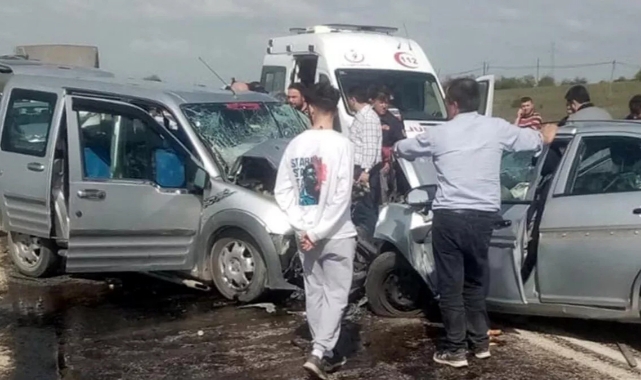 Cenazeye Giden Çift Trafik Kazasında Öldü