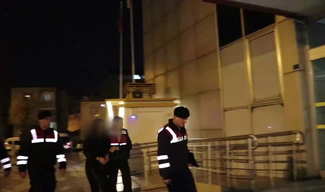 Erkek Arkadaşını Öldürdü