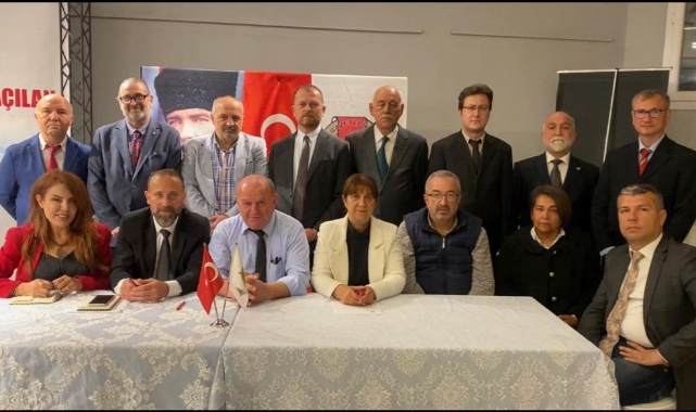 Esendemir: “Anneler, Fedakarlığın Simgesidir”