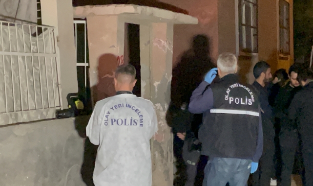 Eşini Ve Kaynanasını Öldürdü