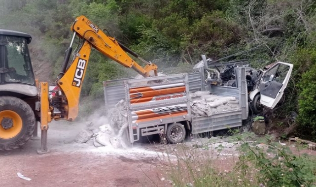 Feci Kaza: 2 Kişi Öldü, 1 Kişi Yaralandı