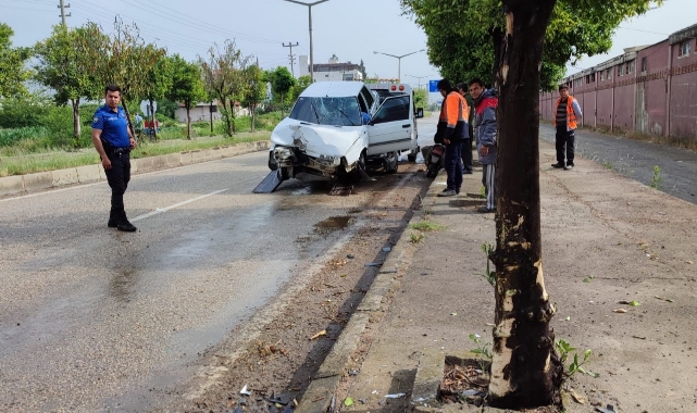 İki Ayrı Trafik Kazasında: 3 Yaralı