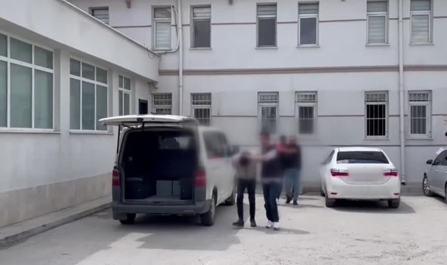 İran Uyruklu Şahsın Midesinden 300 Gram Uyuşturucu Çıktı