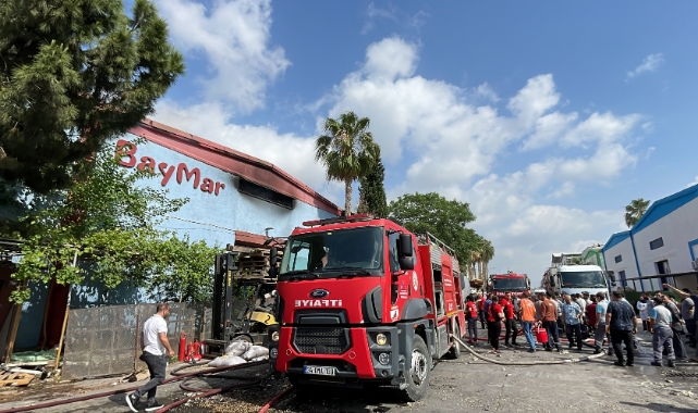 Kuru Yemiş Deposunda Korkutan Yangın