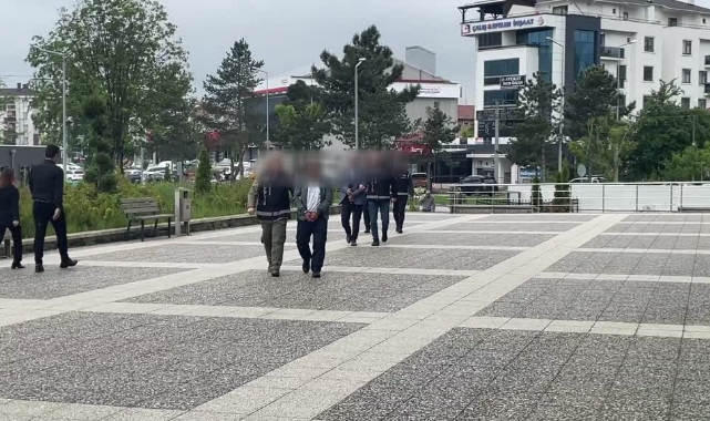 Kurusıkıdan Çevrilme 18 Tabanca Ele Geçirildi