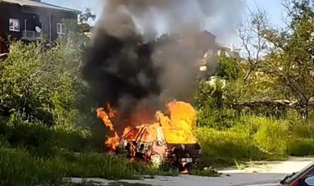 Park Halindeki Araçta Korkutan Yangın