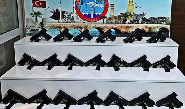 Polis Ekiplerinin Dikkati Ruhsatsız Tabancaları Ele Verdi