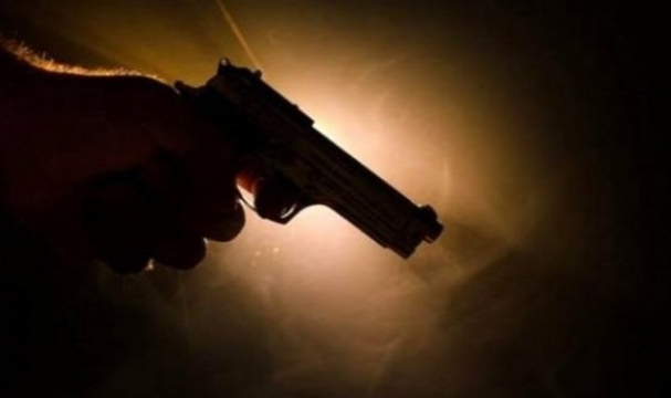 Polis Memuru, Sevgilisi Tarafından Başından Vuruldu