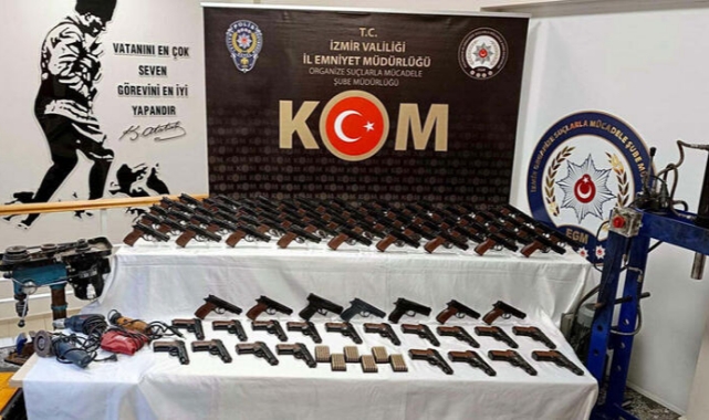 Silah Kaçakçılarına Operasyon: 4 Gözaltı