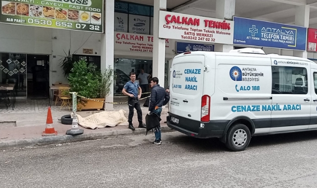 Sokakta Ölü Bulundu