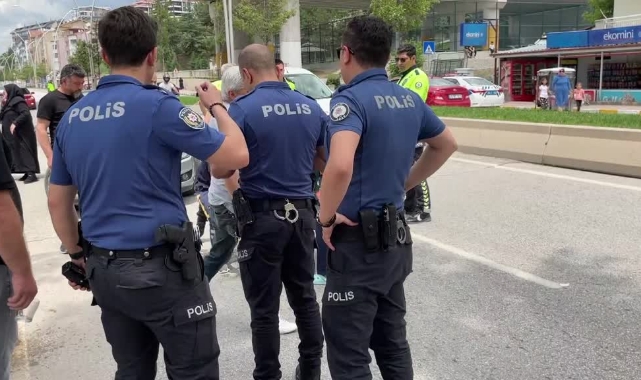 3 Yaşındaki Çocuğa Otomobil Çarptı