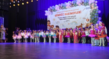 Büyükşehir Gündüzbakımevlerinde Eğitim Gören Minikler Mezun Oldu
