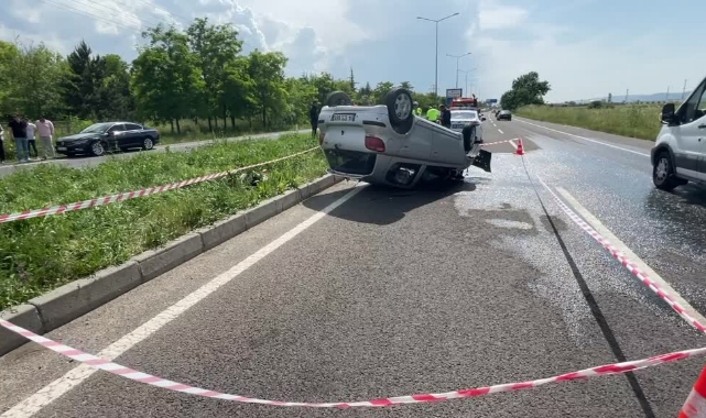 Elektrik Direğine Çarpıp Takla Attı