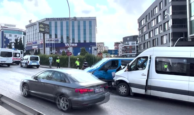 Feci Kaza: 4 Yaralı