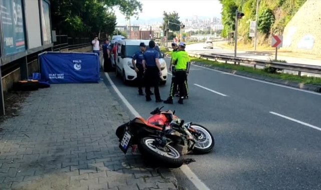 Genç Kız Feci Kazada Öldü