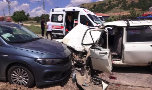 Köy Yolunda Feci Kaza