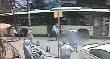 Otobüse Binmek İsterken Altında Kaldı