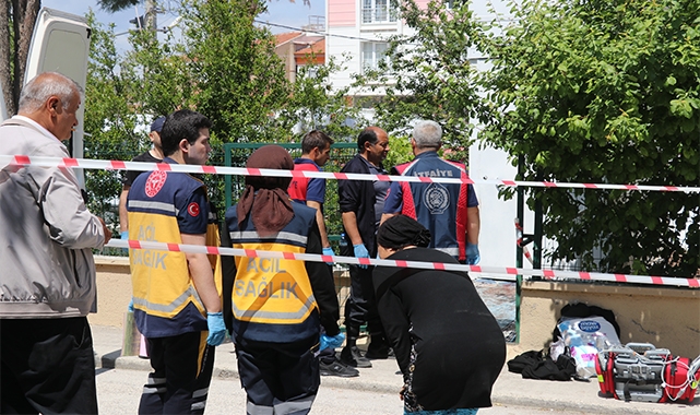 Asansörde Kafası Sıkışan Yaşlı Kadın Öldü
