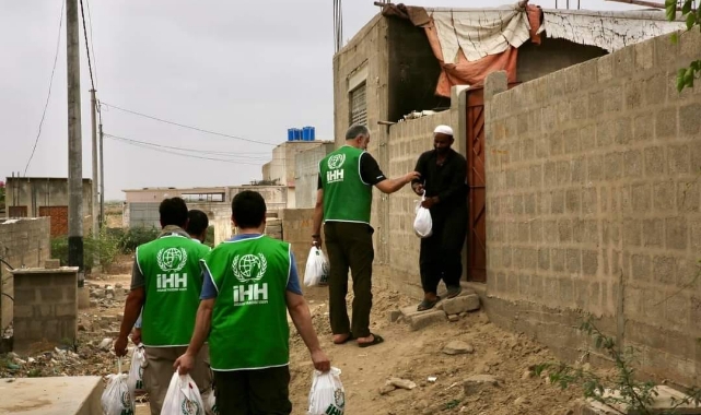 Adana İHH Binlerce Kişiye Kurban Eti Dağıttı