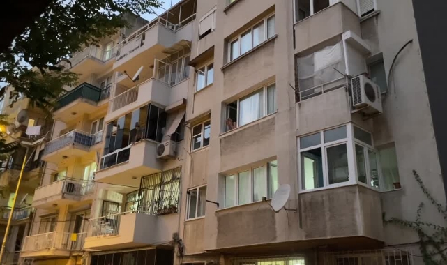 Anne Ve Oğlu Evde Ölü Bulundu