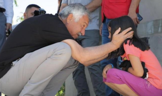 Başkan Karalar'dan Depremzedelere ''Geçmiş Olsun'' Ziyareti