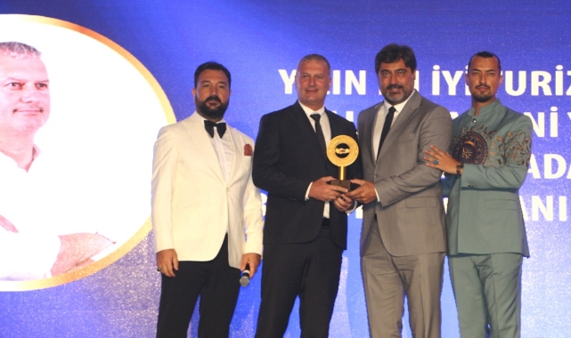 Başkan Necip Topuz Yapay Resif Projesi İle Karataş’a Ödül Kazandırdı