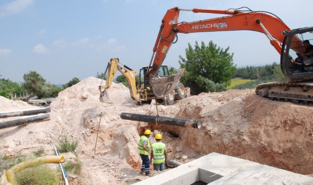 Büyükşehir Çalışıyor, Adana’nın Sorunları Hızla Çözülüyor
