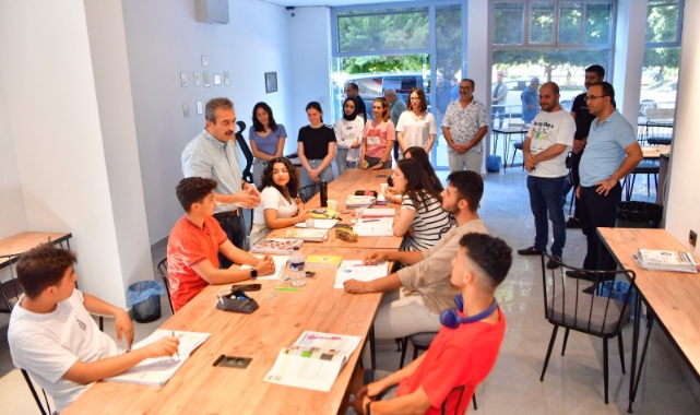 Çukurova’da Ders Kafeler Dolup Taşıyor