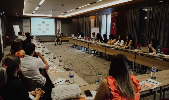 Eğitmenlere Yönelik Eğitim