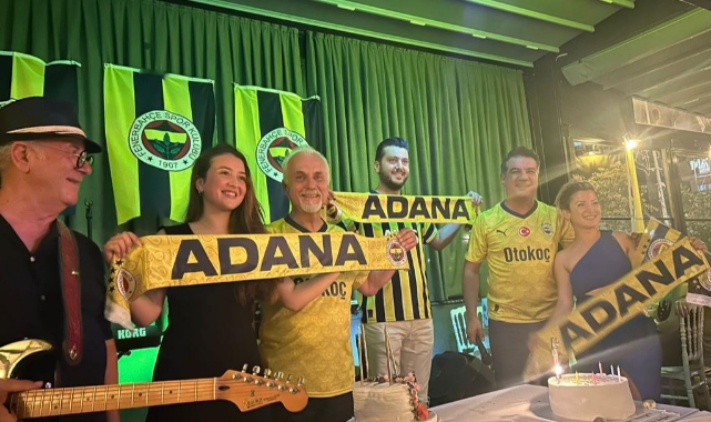 Fenerbahçeliler Coştu