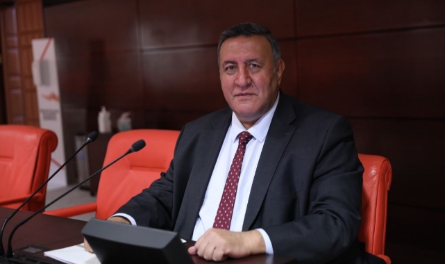 ''Enflasyon Ve Döviz Artışı Türk Lirasını Pula Çevirdi"