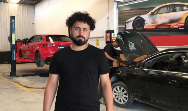 Hırsızlığa Gelip Mutfakta Yemek Yedi