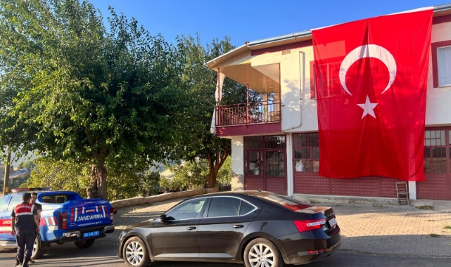 Kamyonetin Çarptığı Asker Yaşamını Yitirdi