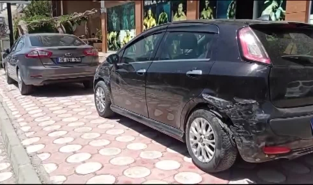 Kavşakta Zincirleme Trafik Kazası:4 Yaralı